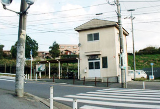 大野駅前交番の写真